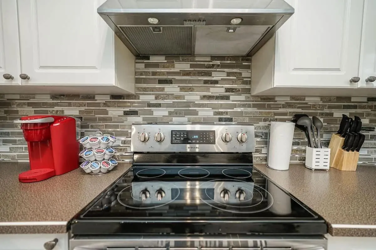 Lägenhet Cozy Condo W Parking Wifi Coffee 5Min2Stampede YYC