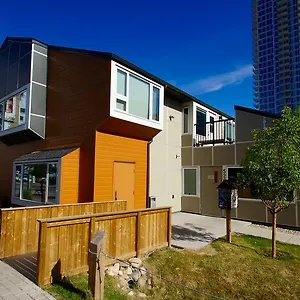 Albergue Hi Centre -, YYC
